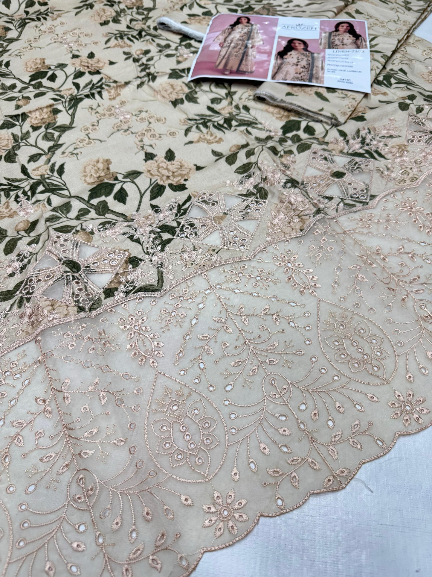 LINEN 72/72 3pc Full Embroidered - D#140