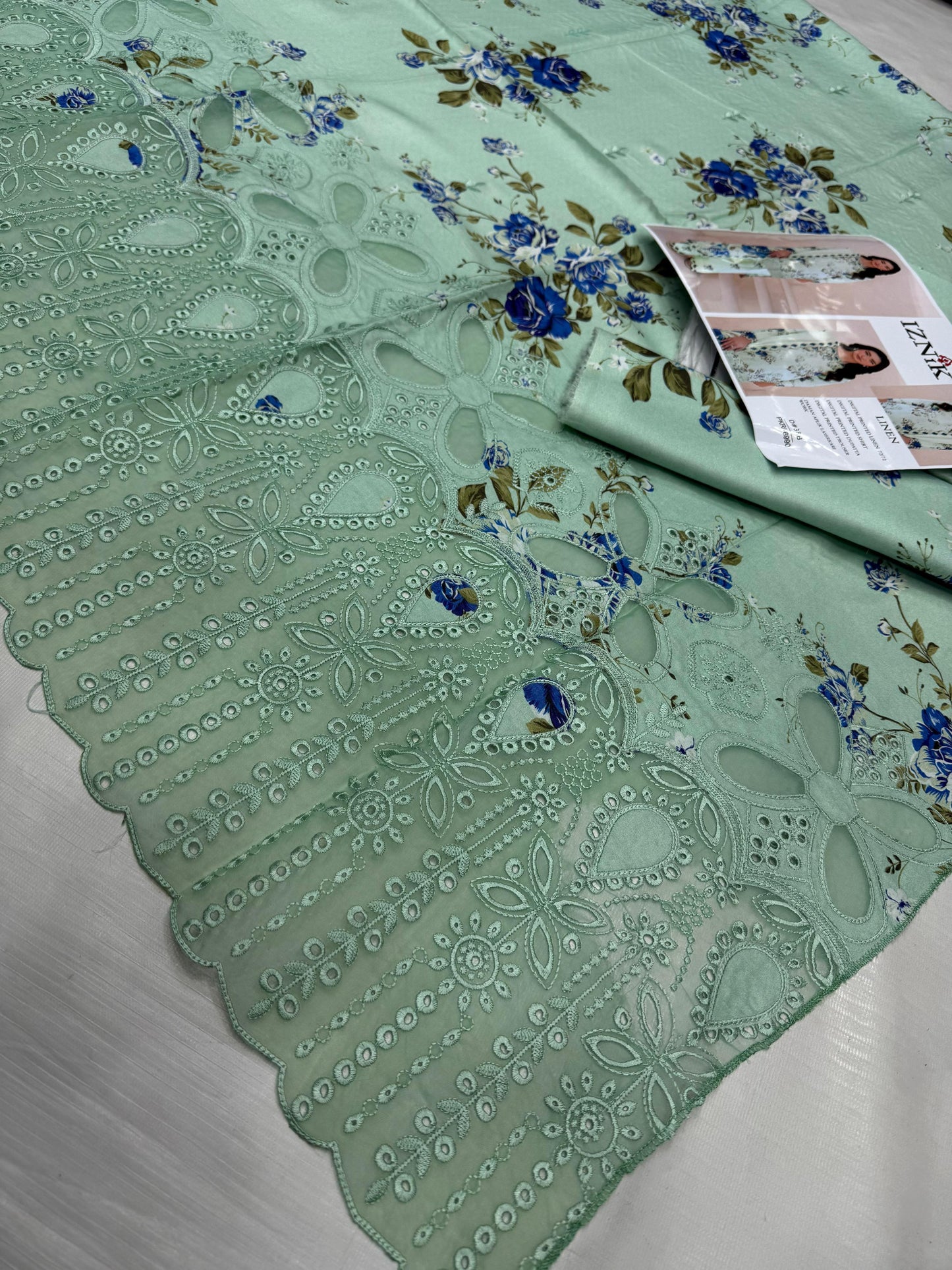 LINEN 72/72 3pc Full Embroidered - D#38B