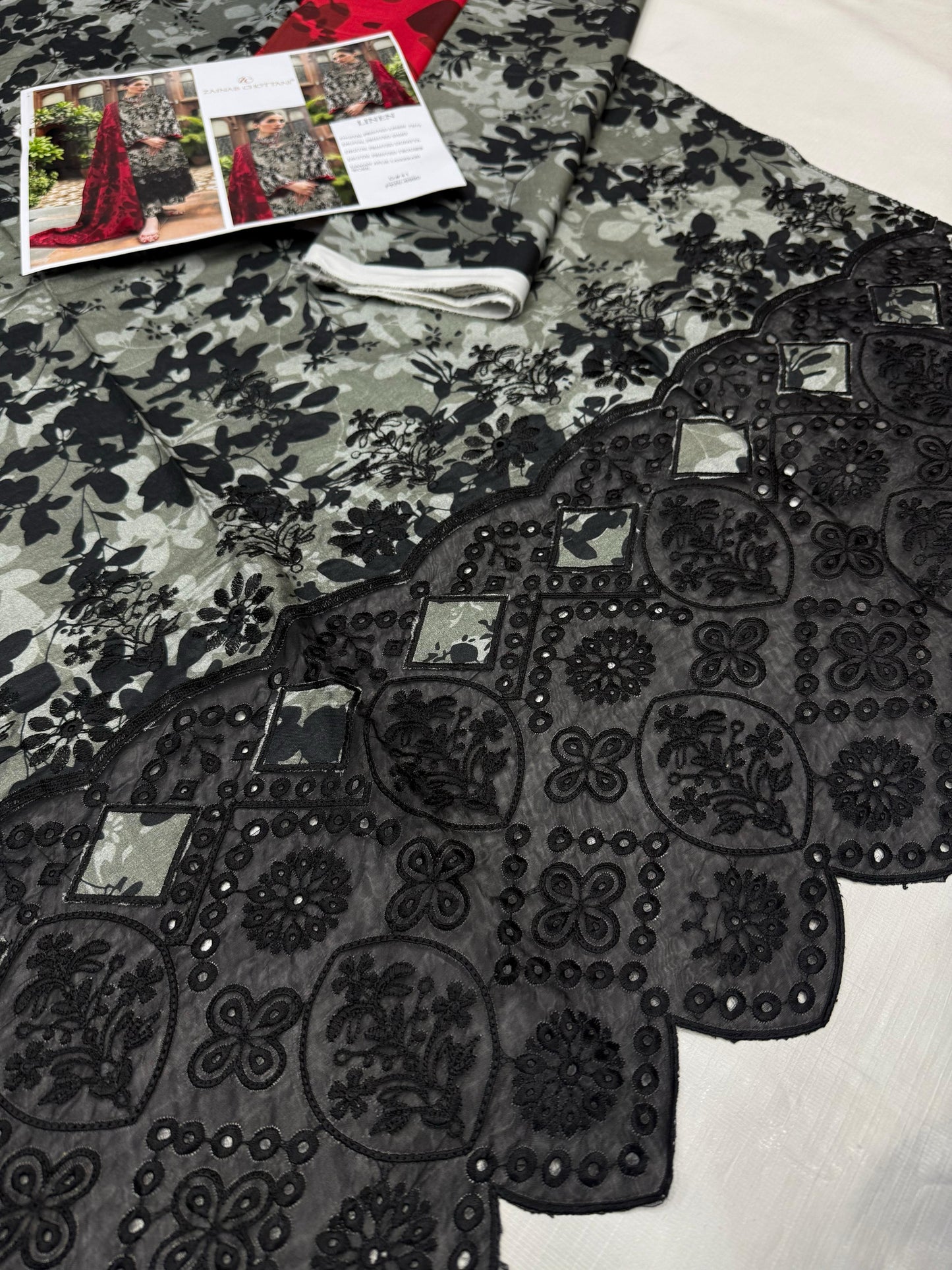 LINEN 72/72 3pc Full Embroidered - D#41